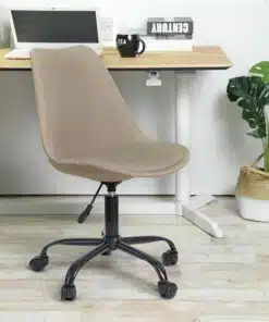 כיסא משרדי מרופד בבד בצבע בז'