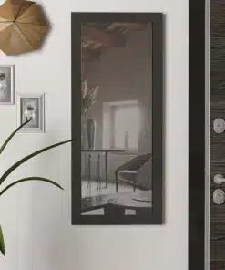 מראה מעוצבת לכניסה לבית