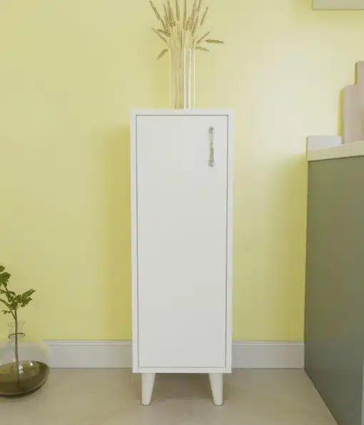 ארונית צרה לאמבטיה