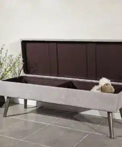 הדום אחסון נפתח