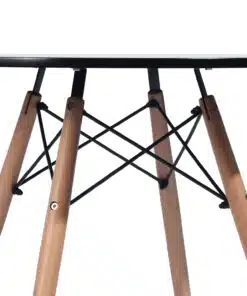 שולחן אוכל שחור