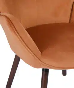 כורסאת קטיפה מעוצבת