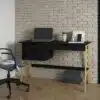 שולחן מחשב עם מגירות
