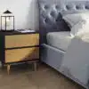 שידת לילה לחדר השינה עם מגירות