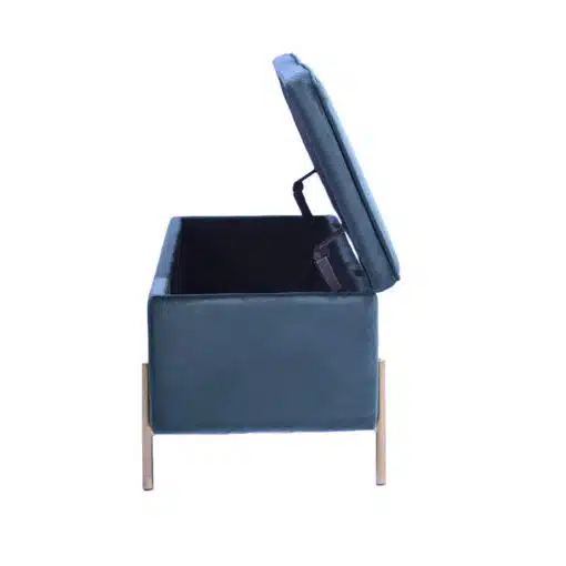 הדום עם תא אחסון מלבני