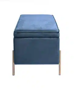 הדום קטיפה עם רגליים זהב