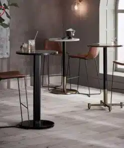 כסא בר חום כאמל לאי במטבח