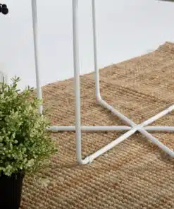 שולחן קפה קטן לסלון לבן