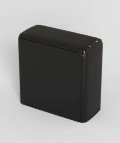 פח אלקטרוני שחור עם חיישן קרבה