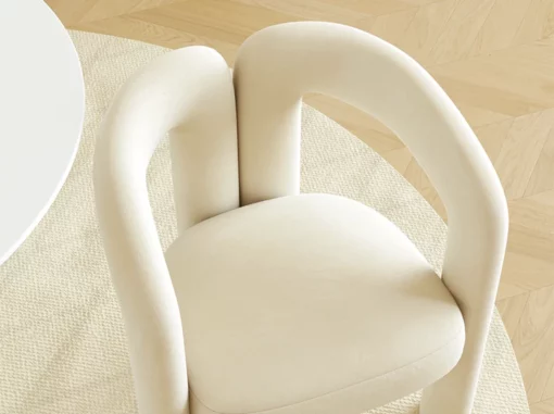 כורסא מעוצבת לחדר שינה בד שמנת