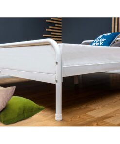 מיטה מברזל בצבע לבן רוחב 160 מבצע חיסול