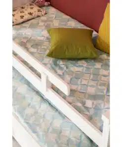 מיטת ילדים עם מיטה נפתחת ומגירות
