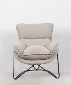 כורסא מעוצבת ונוחה