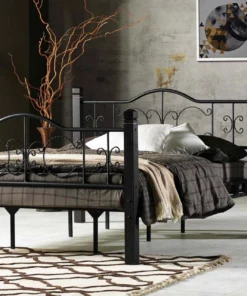 מיטה זוגית ממכת בעיצוב צרפתי יוקרתי