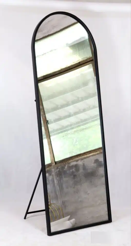 מראת גוף עומדת
