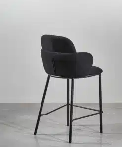 כסא בר יוקרתי ונוח בבד שחור