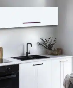 ארונית תלויה למטבח על קלאפה