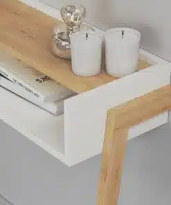 קונסולה צרה לכניסה לבית