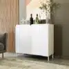 קומודה כניסה לבית בצבע לבן