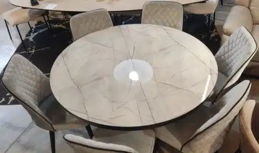 פינת אוכל עגולה נפתחת במבצע סטייל מאסטר