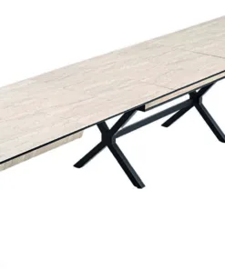 שולחן נפתח ל 30 סועדים