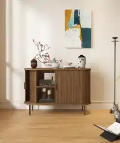 קומודה לחדר שינה עם פינות מעוגולות בעיצוב נורדי
