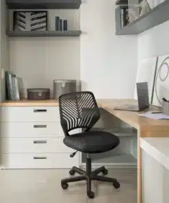 כיסא משרדי קטן