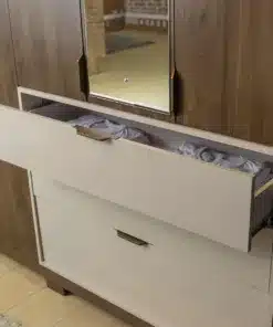 ארון בגדים 6 דלתות