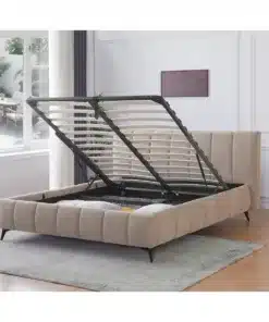 מיטה מרופדת