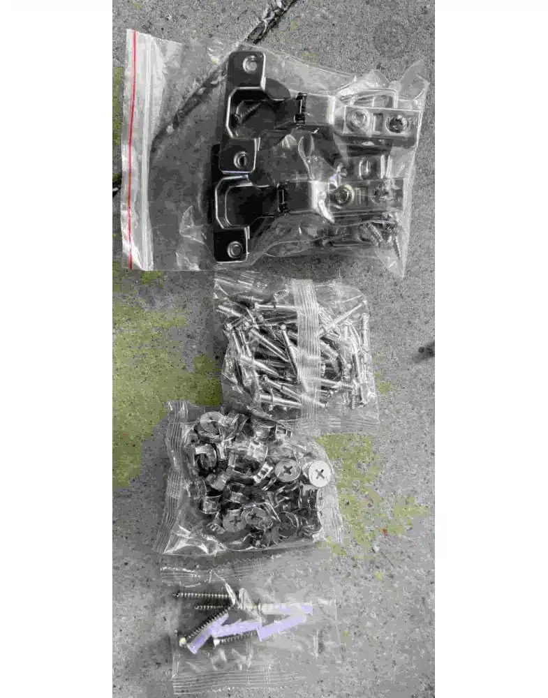 ארון-שירות-למקלחת_3-1jpg - ארונית תלויה לאמבטיה עם דלת - ארונות אמבטיה סטייל מאסטר רהיטים - רהיטים איכותיים לבית ולמשרד ארון שירות למקלחת