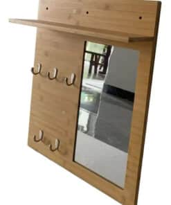 מתלה עם מראה