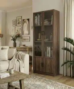 ויטרינה עם דלתות זכוכית