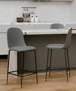 כיסא בר דמוי עור