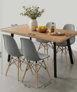 פינת אוכל קטנה