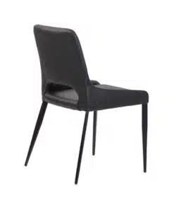 כסא עם ריפוד קטיפה