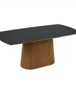 שולחן אוכל