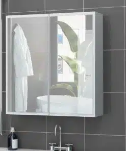 ארונית אמבטיה לתלייה