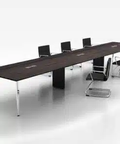 שולחן ישיבות