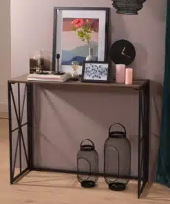 שולחן כניסה לבית